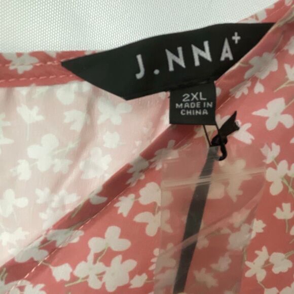 NWT J.NNA size 2X jumpsuit Romper floral bell sleeves lace. - Picture 6 of 16